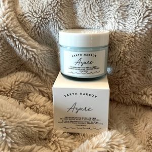 Earth Harbor AZURE Regenerative Neck Crème - 2 fl oz - NIB